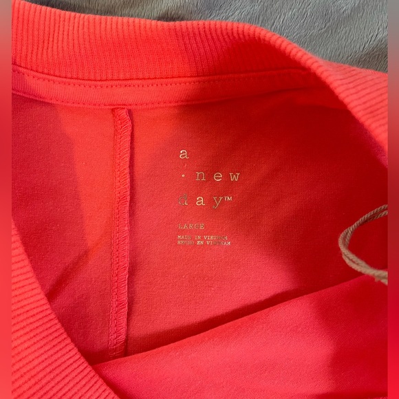 Tshirt Dress - Picture 2 of 3